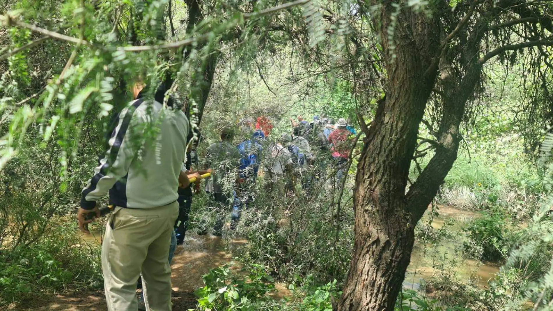 Localizan el cuerpo de Sergio hombre que fue arrastrado por la corriente del Río Paisanos